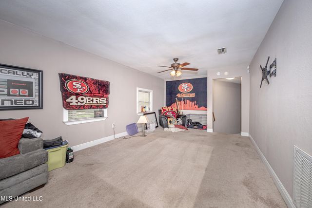 4302 Pascagoula Street, Pascagoula, MS 39567