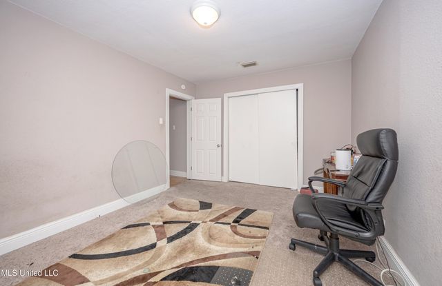 4302 Pascagoula Street, Pascagoula, MS 39567