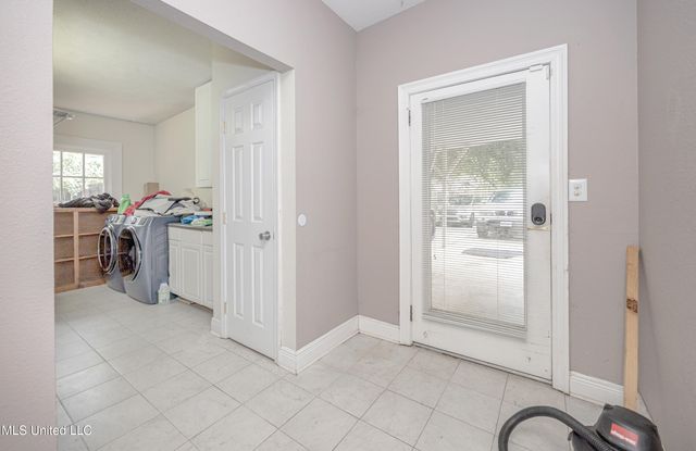 4302 Pascagoula Street, Pascagoula, MS 39567