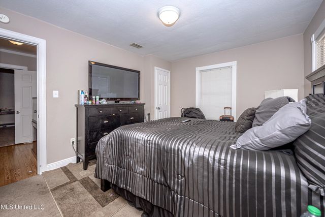 4302 Pascagoula Street, Pascagoula, MS 39567