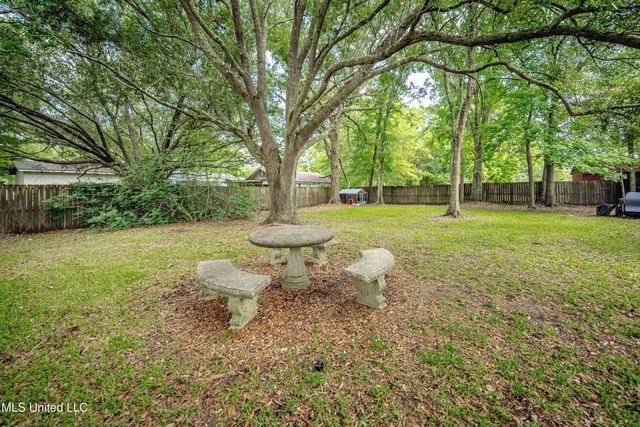 4302 Pascagoula Street, Pascagoula, MS 39567