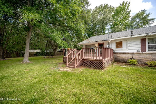 4302 Pascagoula Street, Pascagoula, MS 39567