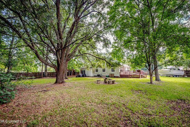 4302 Pascagoula Street, Pascagoula, MS 39567