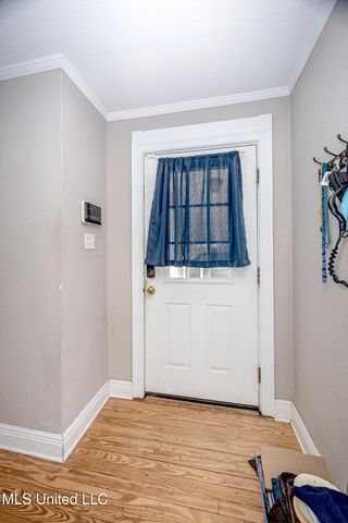 4302 Pascagoula Street, Pascagoula, MS 39567