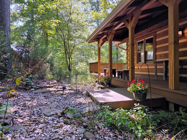 6368 Bluebird Trail, Nashville, IN 47448