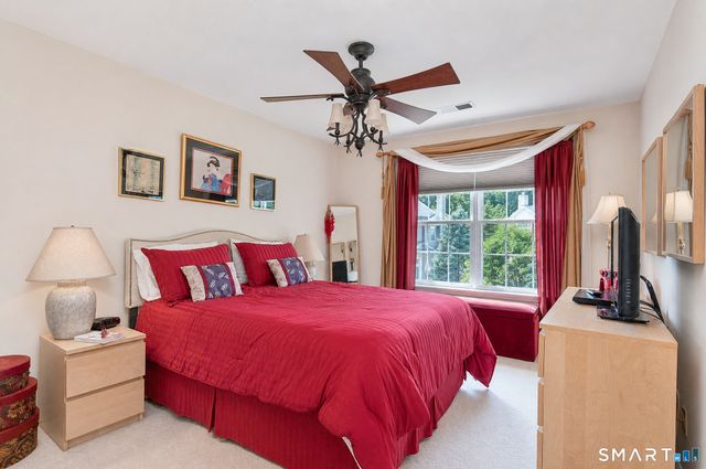 1 Cambridge Drive 1, Danbury, CT 06811