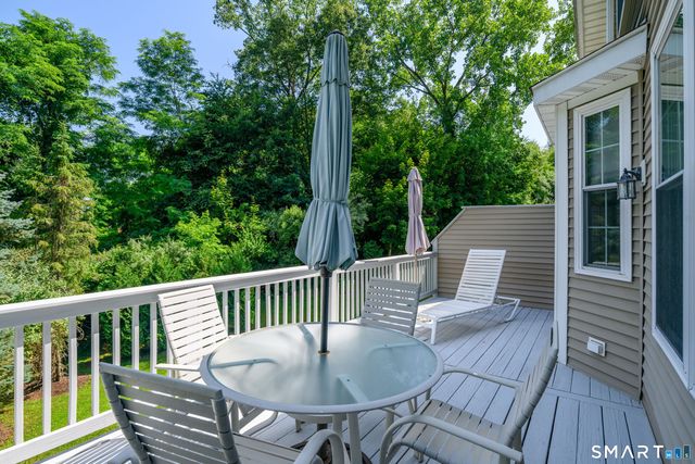 1 Cambridge Drive 1, Danbury, CT 06811