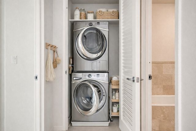 1 Franklin 2514, Boston, MA 02110