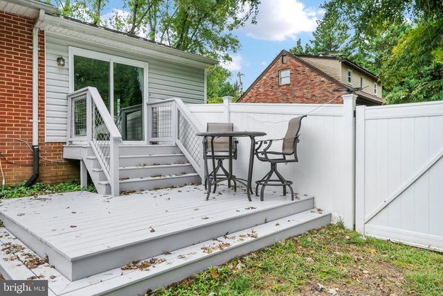 15 WELL ST, Huntingtown, MD 20639