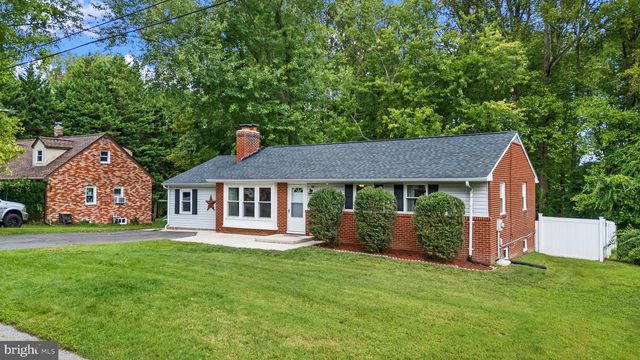 15 WELL ST, Huntingtown, MD 20639