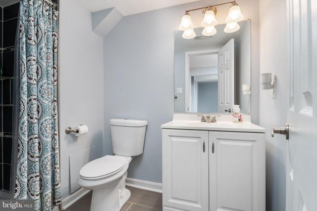 15 WELL ST, Huntingtown, MD 20639