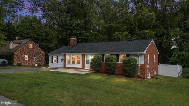 15 WELL ST, Huntingtown, MD 20639