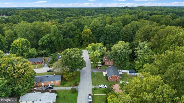 15 WELL ST, Huntingtown, MD 20639