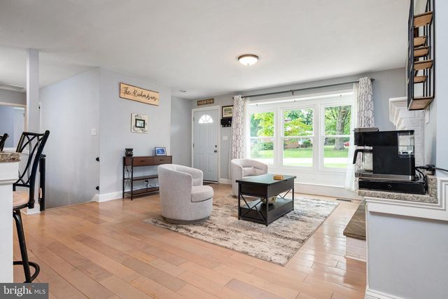 15 WELL ST, Huntingtown, MD 20639