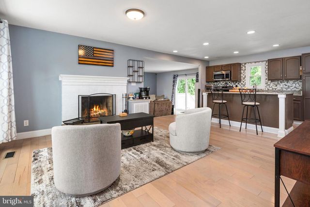 15 WELL ST, Huntingtown, MD 20639