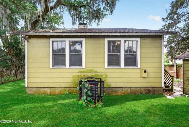385 DURAY Court, Jacksonville, FL 32208