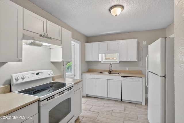 385 DURAY Court, Jacksonville, FL 32208