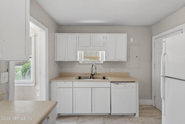 385 DURAY Court, Jacksonville, FL 32208