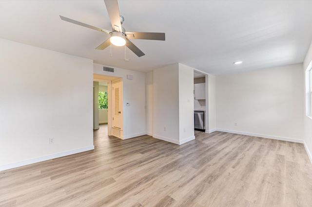 3703 Harmon Ave 103, Austin, TX 78705