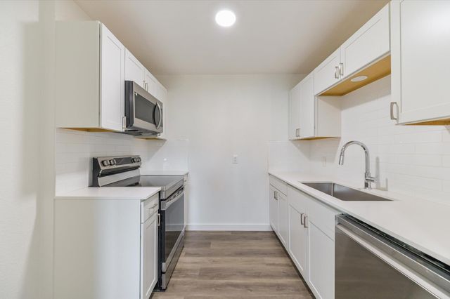 3703 Harmon Ave 103, Austin, TX 78705