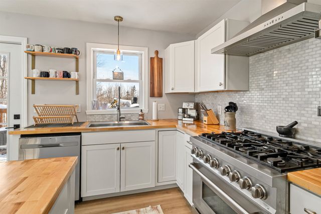 5023 Ethan Allen Highway, Georgia, VT 05478