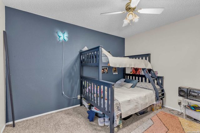 8218 Laurel Bnd, San Antonio, TX 78250