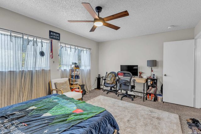 8218 Laurel Bnd, San Antonio, TX 78250