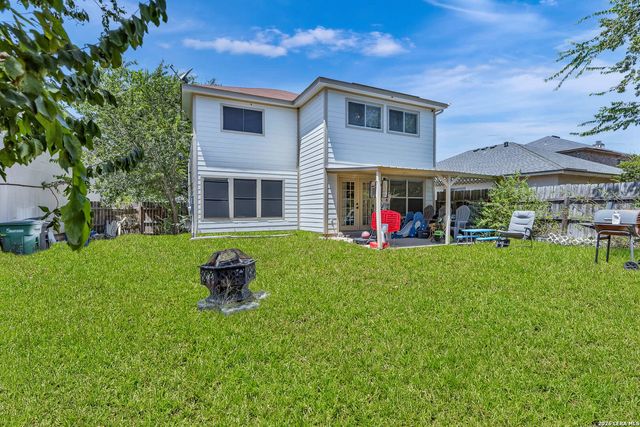 8218 Laurel Bnd, San Antonio, TX 78250