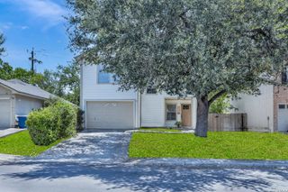 8218 Laurel Bnd, San Antonio, TX 78250