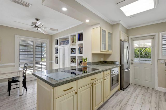 2940 SE Treasure Island Road, Port St. Lucie, FL 34952