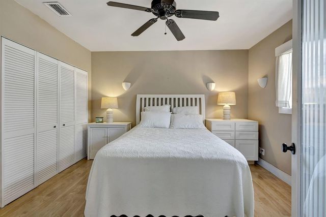 2940 SE Treasure Island Road, Port St. Lucie, FL 34952