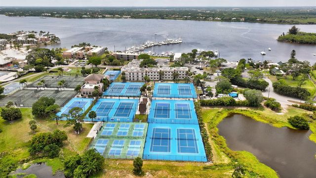 2940 SE Treasure Island Road, Port St. Lucie, FL 34952