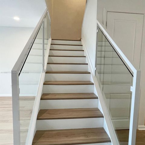 3020 NW 125th Ave 304, Sunrise, FL 33323