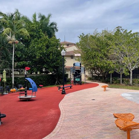 3020 NW 125th Ave 304, Sunrise, FL 33323