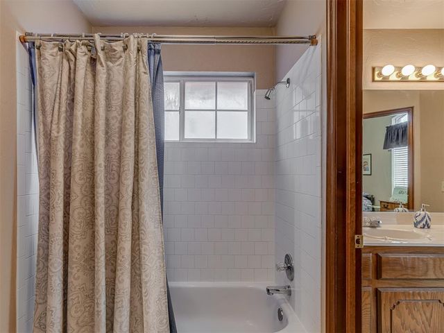 2833 NW 159th Street, Edmond, OK 73013