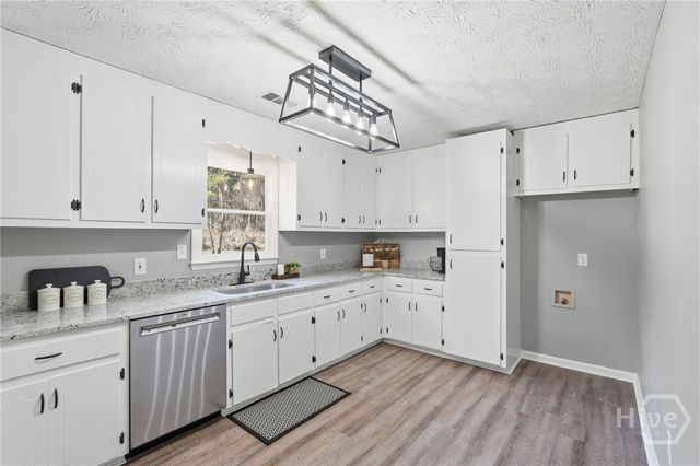 310 Airport Road, Athens, GA 30605