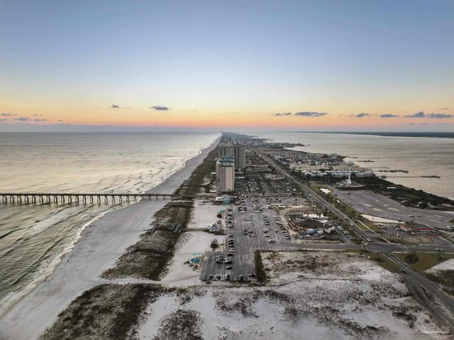 8577 Gulf Blvd 105, Navarre Beach, FL 32566