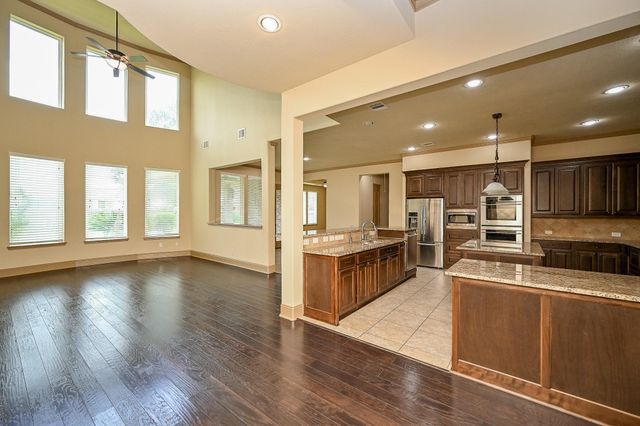 5327 Sloan Falls Court, Sugar Land, TX 77479