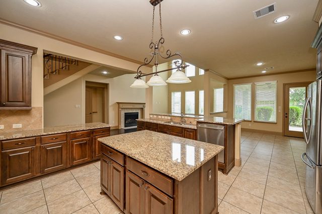 5327 Sloan Falls Court, Sugar Land, TX 77479