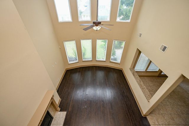 5327 Sloan Falls Court, Sugar Land, TX 77479