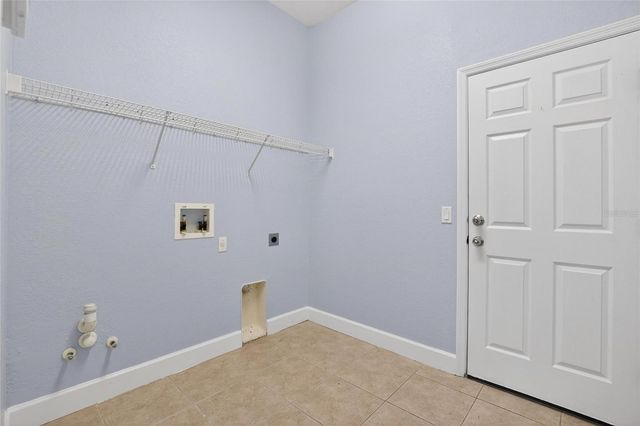 258 TERRANOVA BOULEVARD, Winter Haven, FL 33884