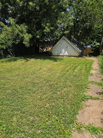 4065 Schiller Place, St Louis, MO 63116