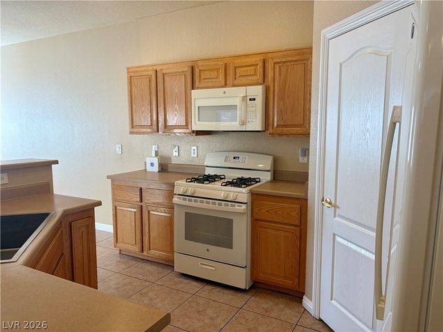 2065 SCANLON FERRY Court 103, Las Vegas, NV 89156