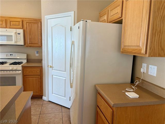 2065 SCANLON FERRY Court 103, Las Vegas, NV 89156