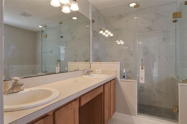 10216 OAK CREST ROAD, Orlando, FL 32829