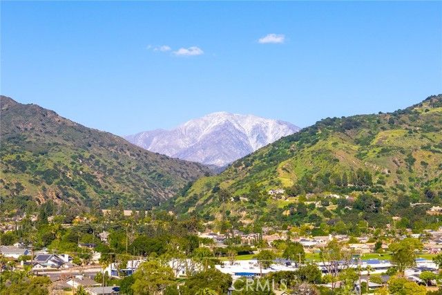 884 E Whitcomb Avenue, Glendora, CA 91741