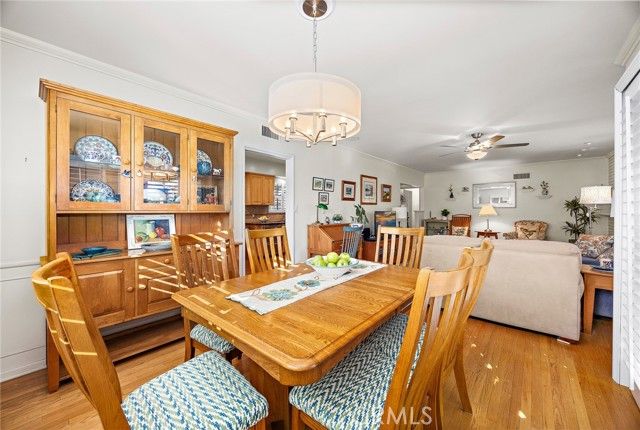 884 E Whitcomb Avenue, Glendora, CA 91741