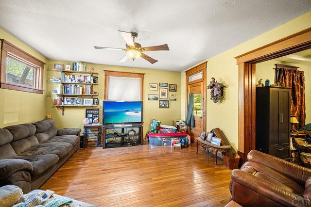 1914 N Elizabeth St, Pueblo, CO 81003