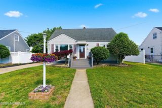 20 Kenwood Terrace, Hamilton, NJ 08610