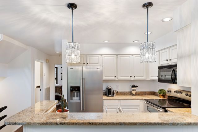 209 Glenstone Cir, Brentwood, TN 37027